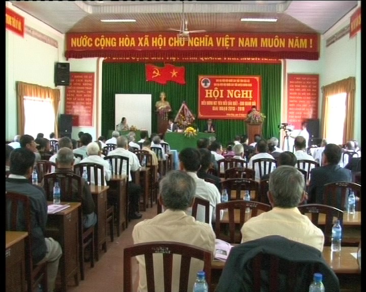Huyện Krông Năng: Hội nghị biểu dương người cao tuổi sản xuất - kinh doanh giỏi lần thứ III.
